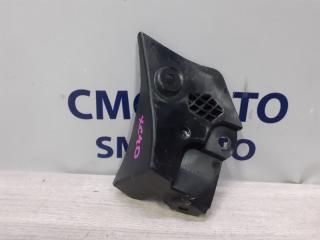 Уплотнитель капота левый Volvo XC40