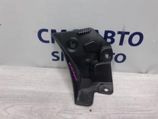 Уплотнитель капота правый Volvo XC40