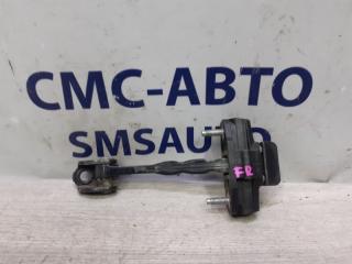 Ограничитель двери передний Volvo V40 Cross country