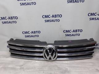 Решетка радиатора Volkswagen Touareg