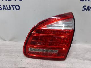 Фонарь крышки багажника правый Porsche Cayenne