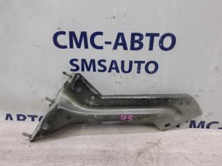 Кронштейн крыла передний левый Audi Q5