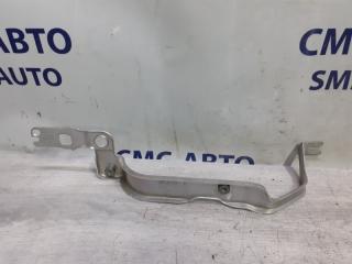 Кронштейн крыла передний левый Audi A6