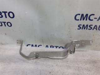 Кронштейн крыла передний правый Audi A6