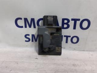 Блок управления бензонасосом Volvo S60