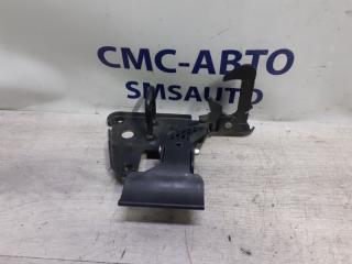 Крюк капота передний Audi A6