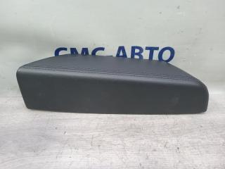 Подлокотник задний левый Porsche Cayenne