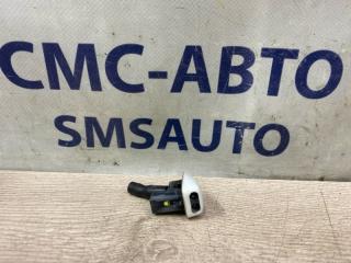 Форсунка омывателя лобового стекла Volvo V40 Cross Country