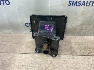 Кронштейн усилителя бампера передний правый Mercedes-Benz R-Class