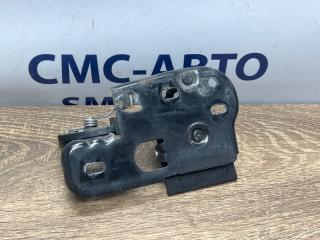 Крюк капота Volkswagen Touareg