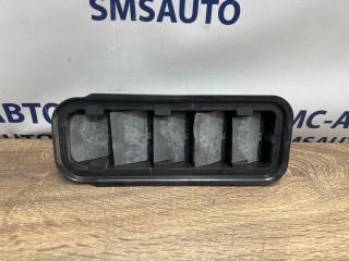 Решетка вентиляционная задняя Volvo XC40
