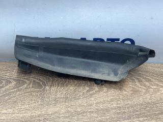 Фото запчасти уплотнитель панели лобового стекла левый Volvo XC40 контрактная запчасть Запчасть уплотнитель панели лобового стекла левый Volvo XC40