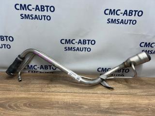 Заливная горловина бака Volvo XC40