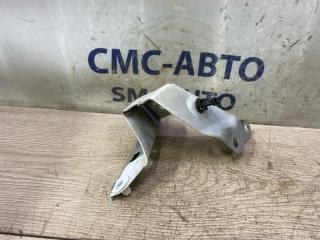 Кронштейн крыла передний левый Audi A7