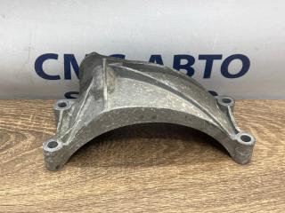 Кронштейн генератора Audi A7 2012