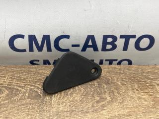 Кронштейн радиатора левый Volvo S60 контрактная Кронштейн радиатора левый Volvo S60