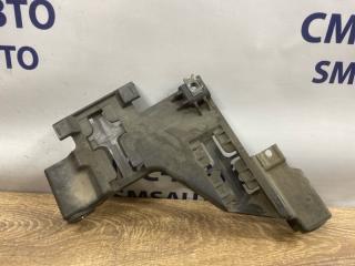 Крепежная площадка фары правая Audi Q5 контрактная Крепежная площадка фары правая Audi Q5