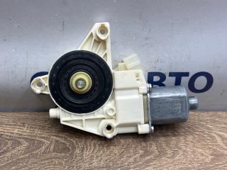 Моторчик стеклоподъемника передний правый Mercedes-Benz GLK 2011