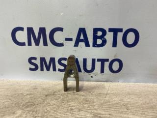 Фото запчасти кронштейн Mercedes-Benz E-Class контрактная запчасть Запчасть кронштейн Mercedes-Benz E-Class