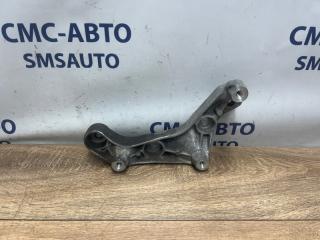 Кронштейн редуктора передний Mercedes-Benz GLK 2011