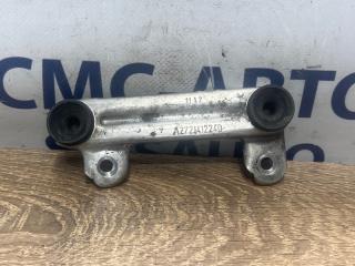 Запчасть кронштейн Mercedes-Benz GLK 2011