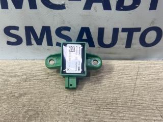 Фото запчасти датчик удара Mercedes-Benz E-Class 2012 контрактная запчасть Запчасть датчик удара Mercedes-Benz E-Class 2012