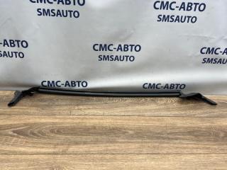 Уплотнитель стекла задний правый Audi A7 2011