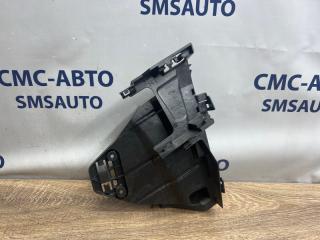 Кронштейн замка двери передний левый Volvo V40 Cross Country