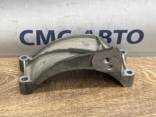 Кронштейн генератора Audi A6