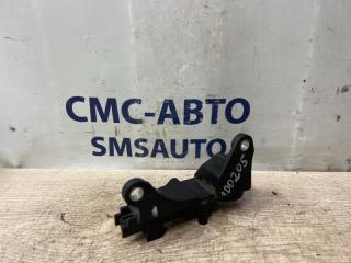 Запчасть кронштейн воздушного фильтра Volvo S80