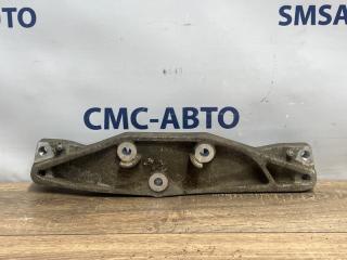 Кронштейн редуктора Volvo V90