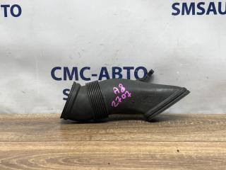 Патрубок воздушного фильтра левый Audi A8 2011