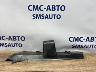 Накладка крышки багажника задняя правая Mercedes-Benz GLK 2011