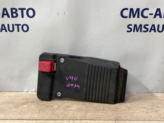 Крышка аккумулятора Volvo V90 Cross Country 2018 контрактная Крышка аккумулятора Volvo V90 Cross Country 2018