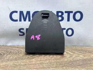 Кронштейн знака аварийной остановки Audi A8 2011