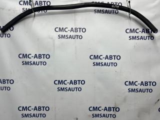 Уплотнитель капота Audi A6 Allroad