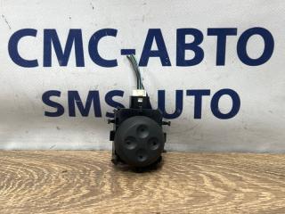 Кнопка регулировки положения сидения передняя правая Mercedes-Benz ML 2012