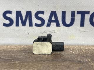 Фото запчасти датчик удара Mercedes-Benz ML 2012 контрактная запчасть Запчасть датчик удара Mercedes-Benz ML 2012