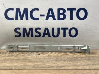 Кронштейн фары Volvo XC90 2006