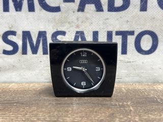 Часы Audi A8 2013