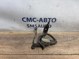 Датчик уровня подвески передний левый Audi A6 2009