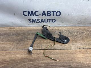 Датчик уровня подвески задний правый Audi A8 2011