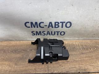 Кронштейн замка двери Volvo S90 2017