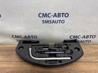 Набор инструментов Audi A8 2017