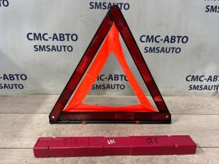 Знак аварийки Audi Q5 контрактная Знак аварийки Audi Q5