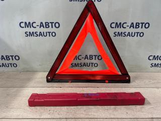 Знак аварийки Mercedes-Benz ML 2012 контрактная Знак аварийки Mercedes-Benz ML 2012
