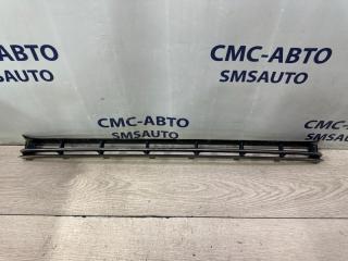 Решетка бампера передняя Audi A8 2014