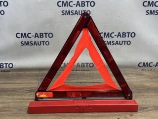 Знак аварийки Audi A8 контрактная Знак аварийки Audi A8