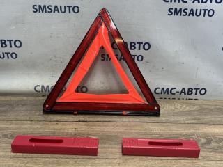 Знак аварийки Audi A6 контрактная Знак аварийки Audi A6