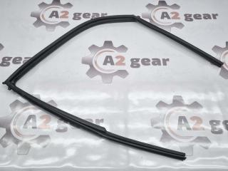 Запчасть уплотнитель стекла двери передней правой Suzuki SX4 2008